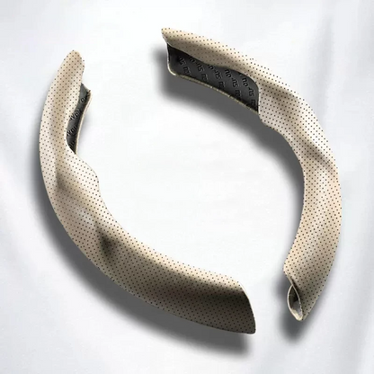 Copertura universale per volante in pelle